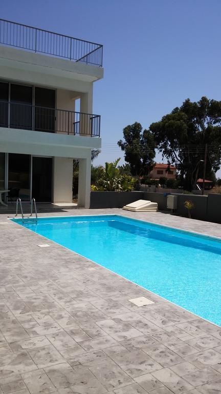 Palms Resort Apartments Alethriko Room photo