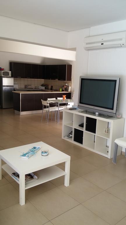 Palms Resort Apartments Alethriko Room photo