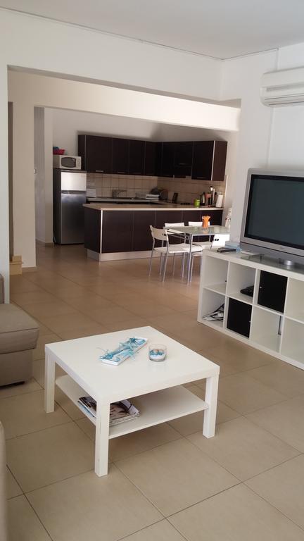 Palms Resort Apartments Alethriko Room photo